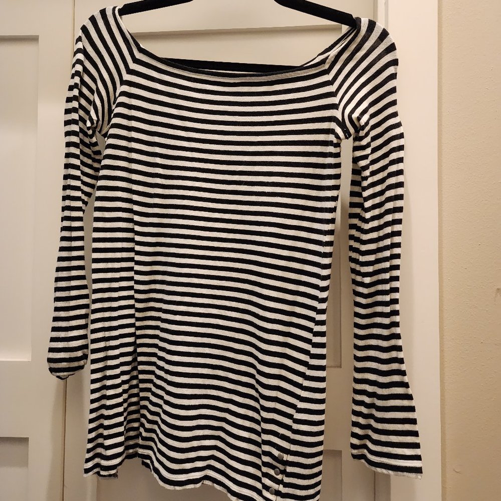 Club Monaco Striped long sleeve T shirt with button detail